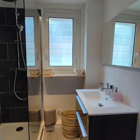 Soleil Levant - Standing T3 Avec Parking Lägenhet